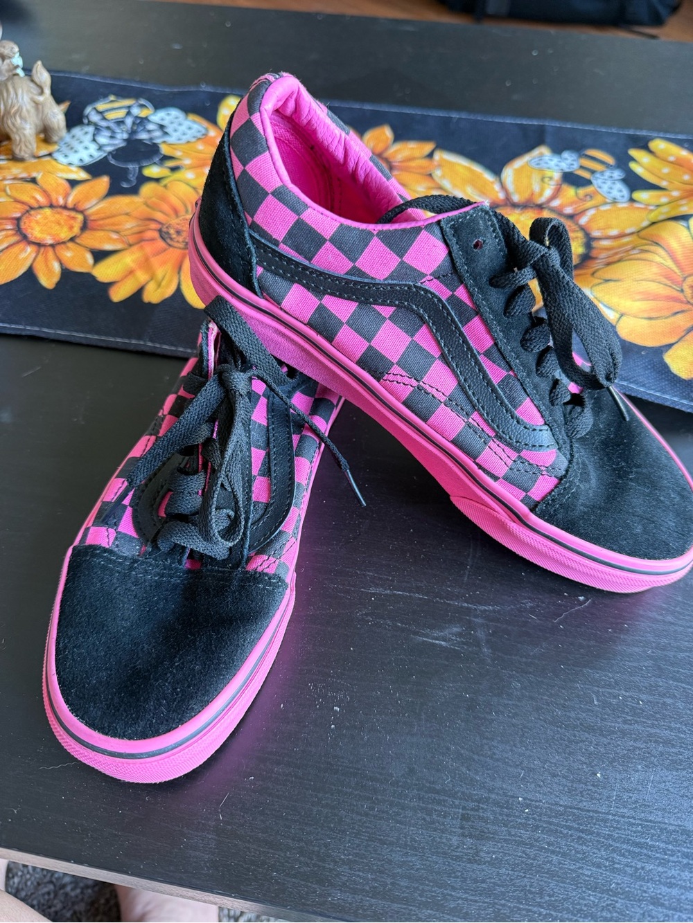 Vans Pink and Black Checkerboard Low-Top Sneakers